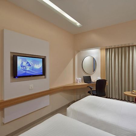 The Eastern Hotel Ankleshwar Bagian luar foto