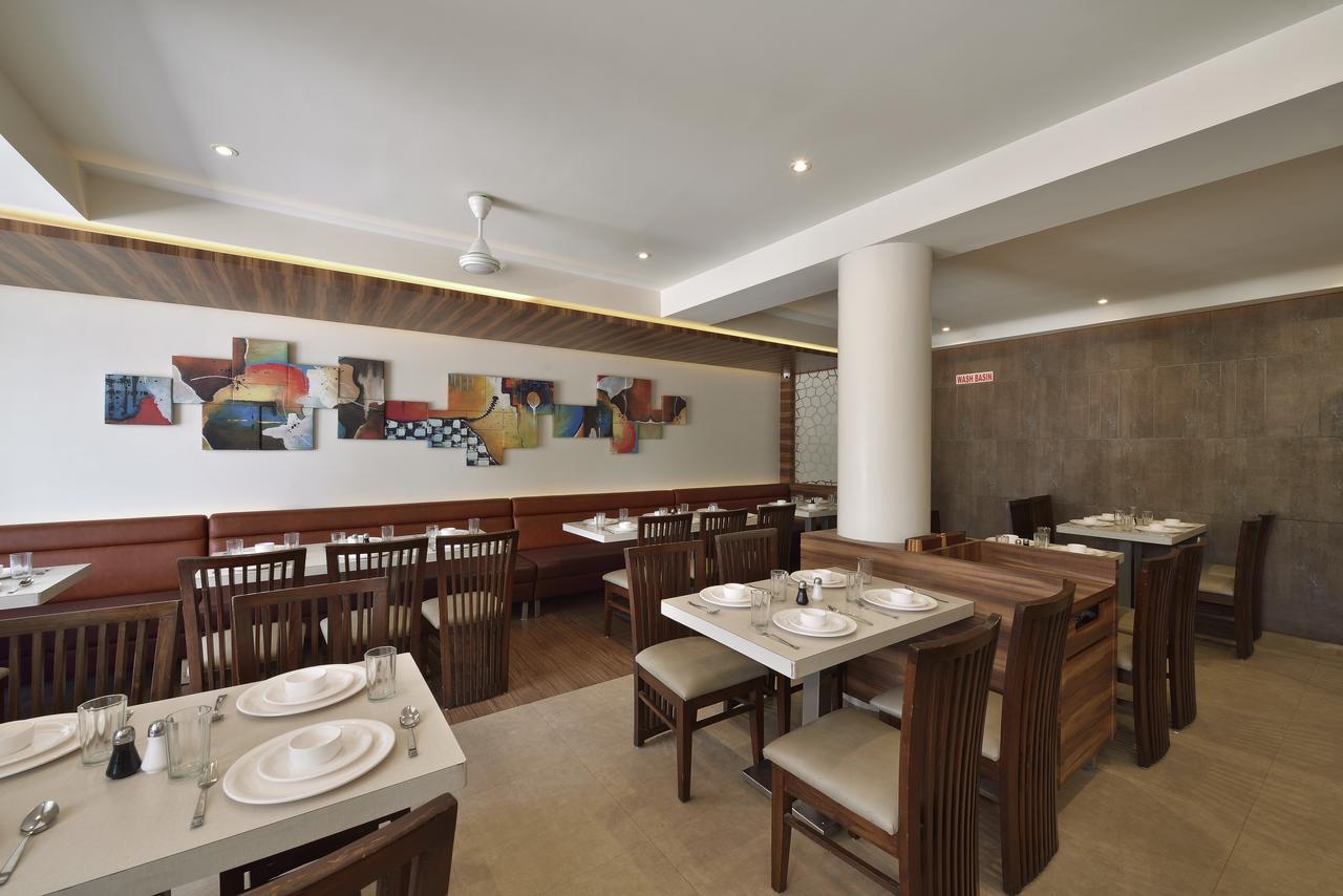 The Eastern Hotel Ankleshwar Bagian luar foto