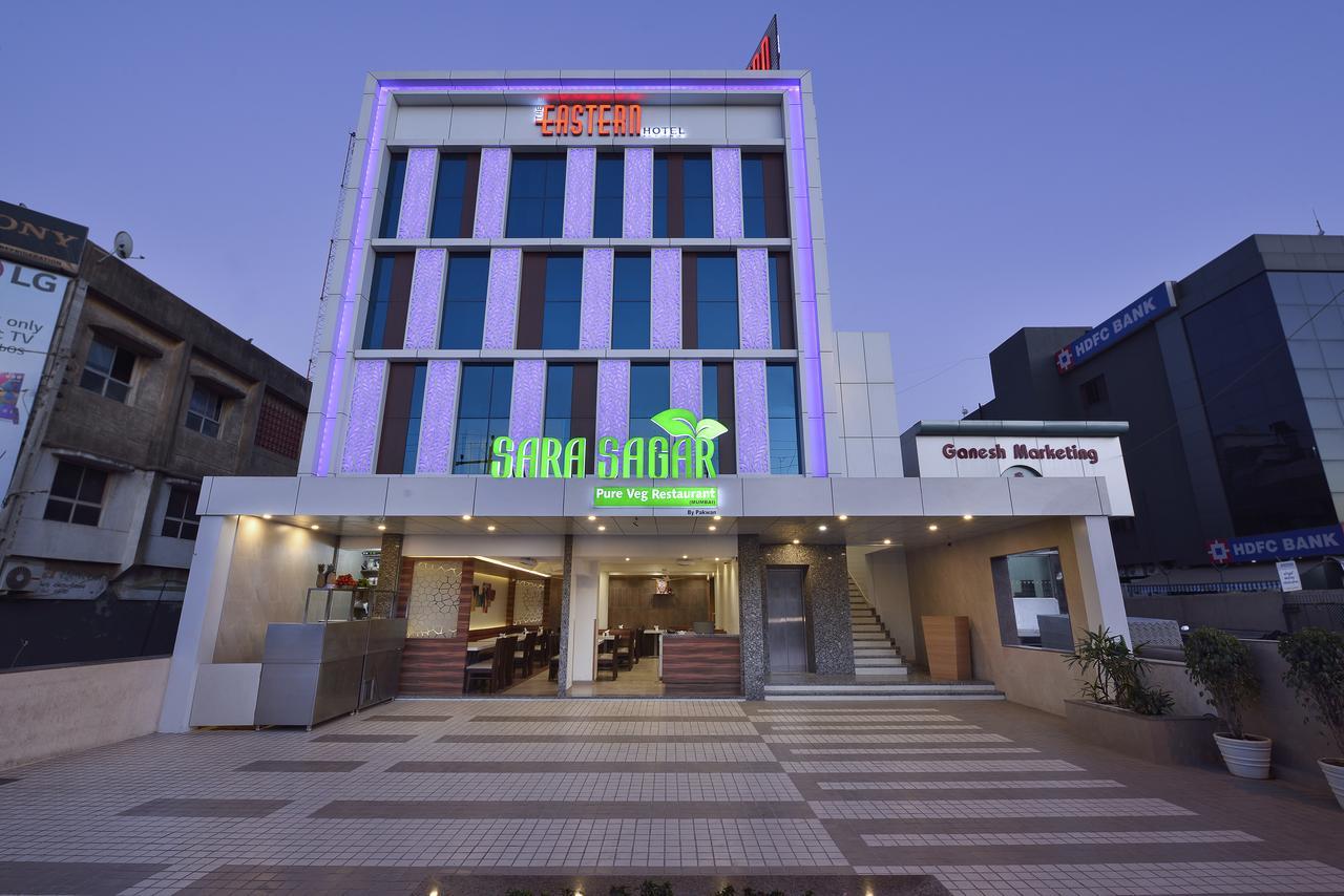 The Eastern Hotel Ankleshwar Bagian luar foto